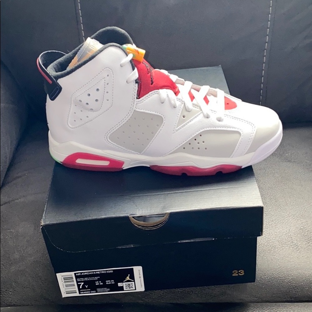 Rare 7y Jordan 7 Hares.  NWT